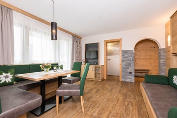 Wanderhotel: Suite Edelweiß - Hotel Augarten