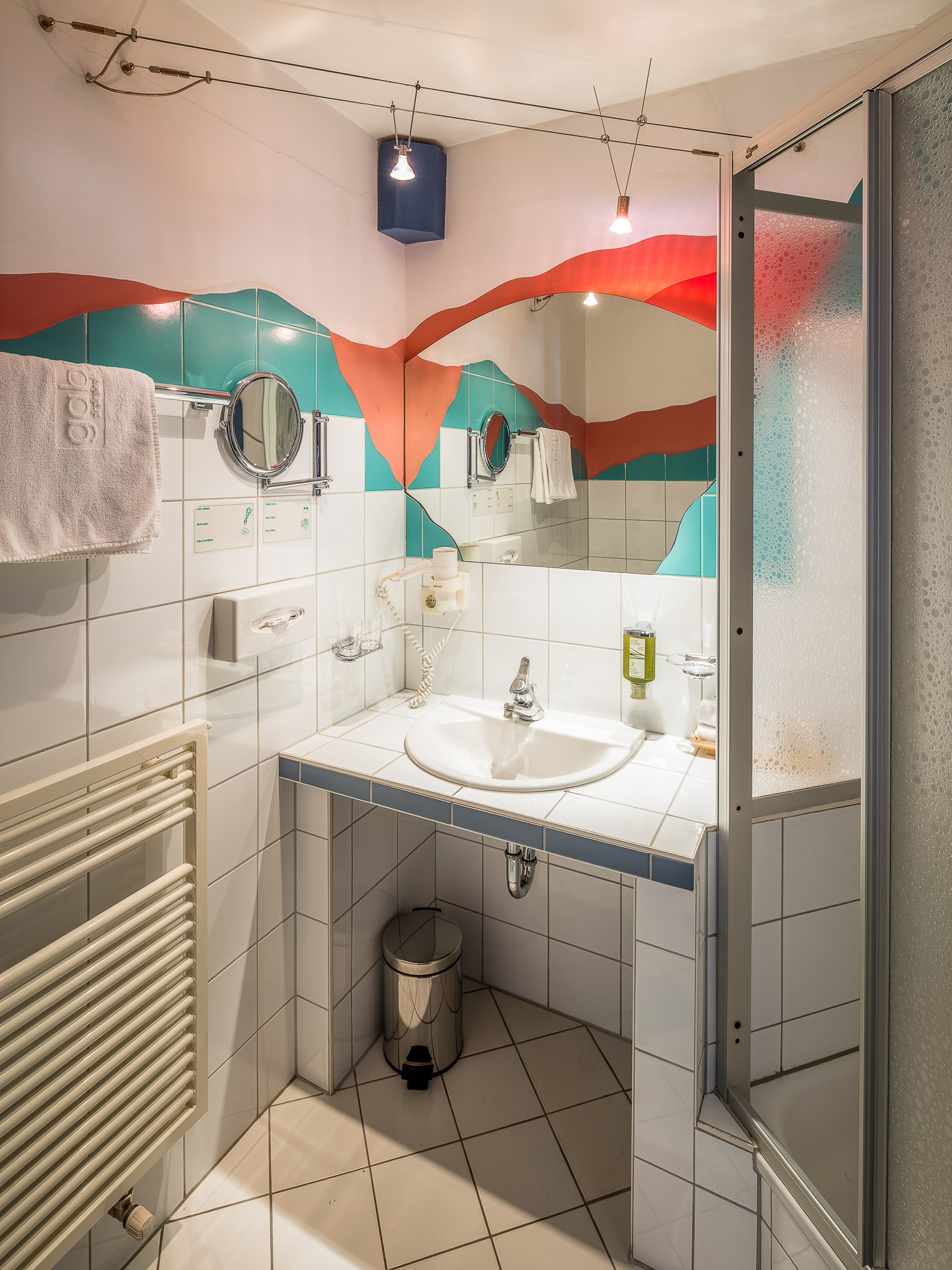 Wanderhotel: Bad - Hotel Gabriela Serfaus