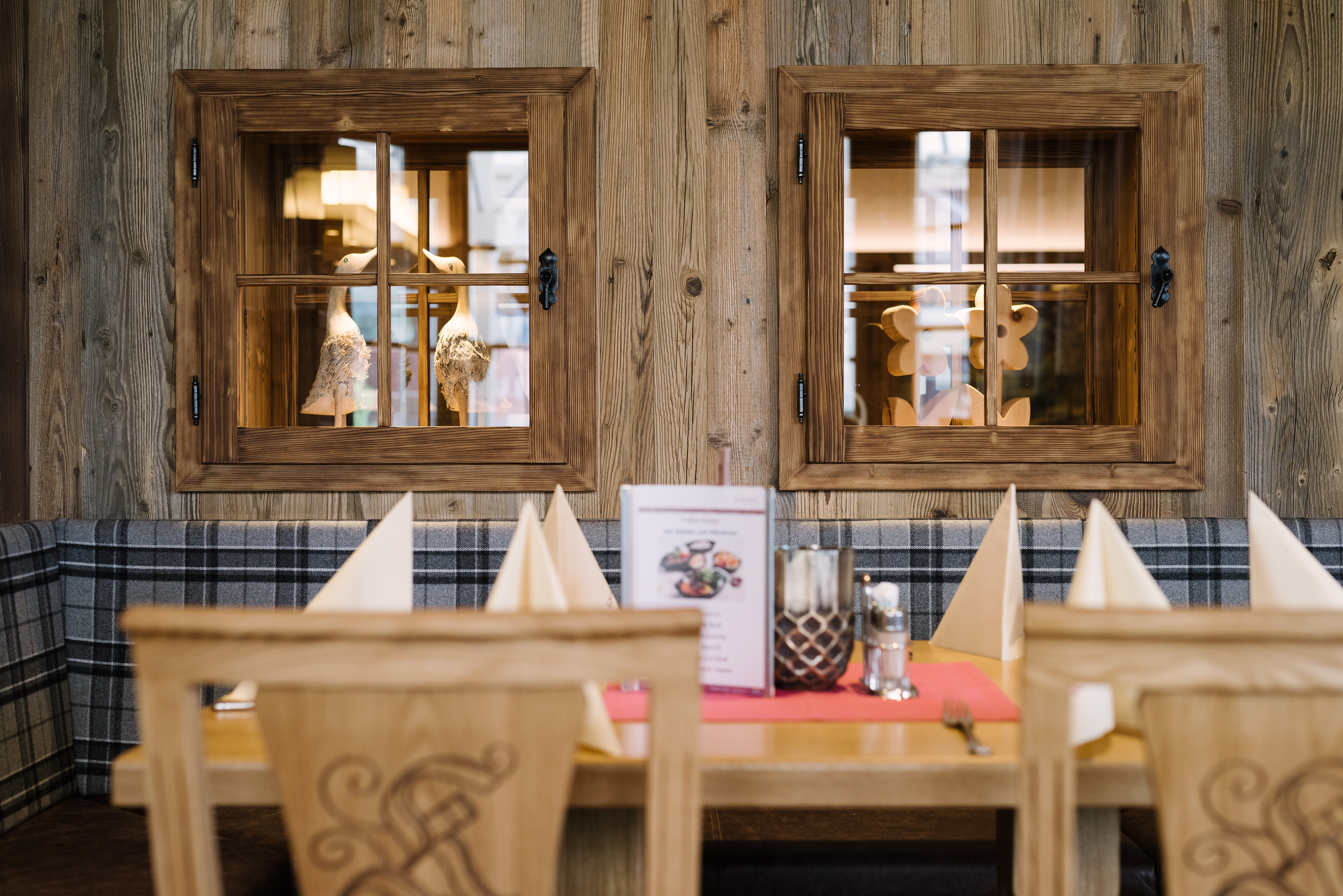 Wanderhotel: á la carte Restaurant Hiasl´s Stubn direkt im Hotel - Hotel Gabriela Serfaus