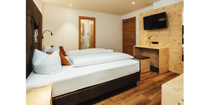 Wanderurlaub - Hotel-Schwerpunkt: Wandern & Biken - Tirol - Doppelzimmer "Edelweiss Zirbe" - Hotel Edelweiss