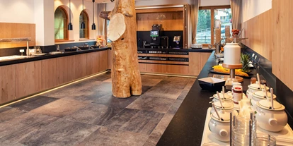 Wanderurlaub - Hotel-Schwerpunkt: Wandern & Biken - Tirol - Frühstücksbuffet - Hotel Edelweiss