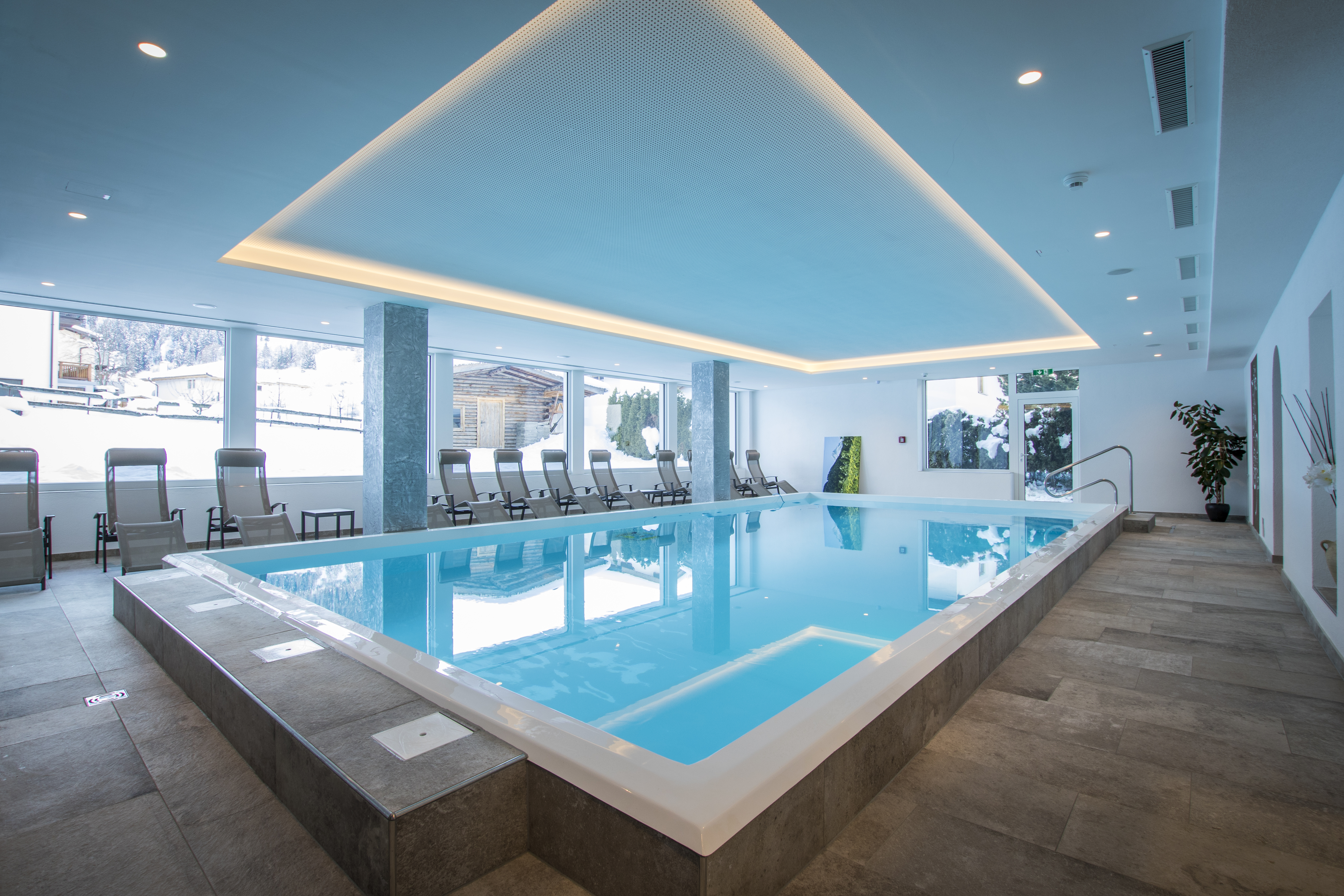 Wanderhotel: Pool - Hotel Edelweiss