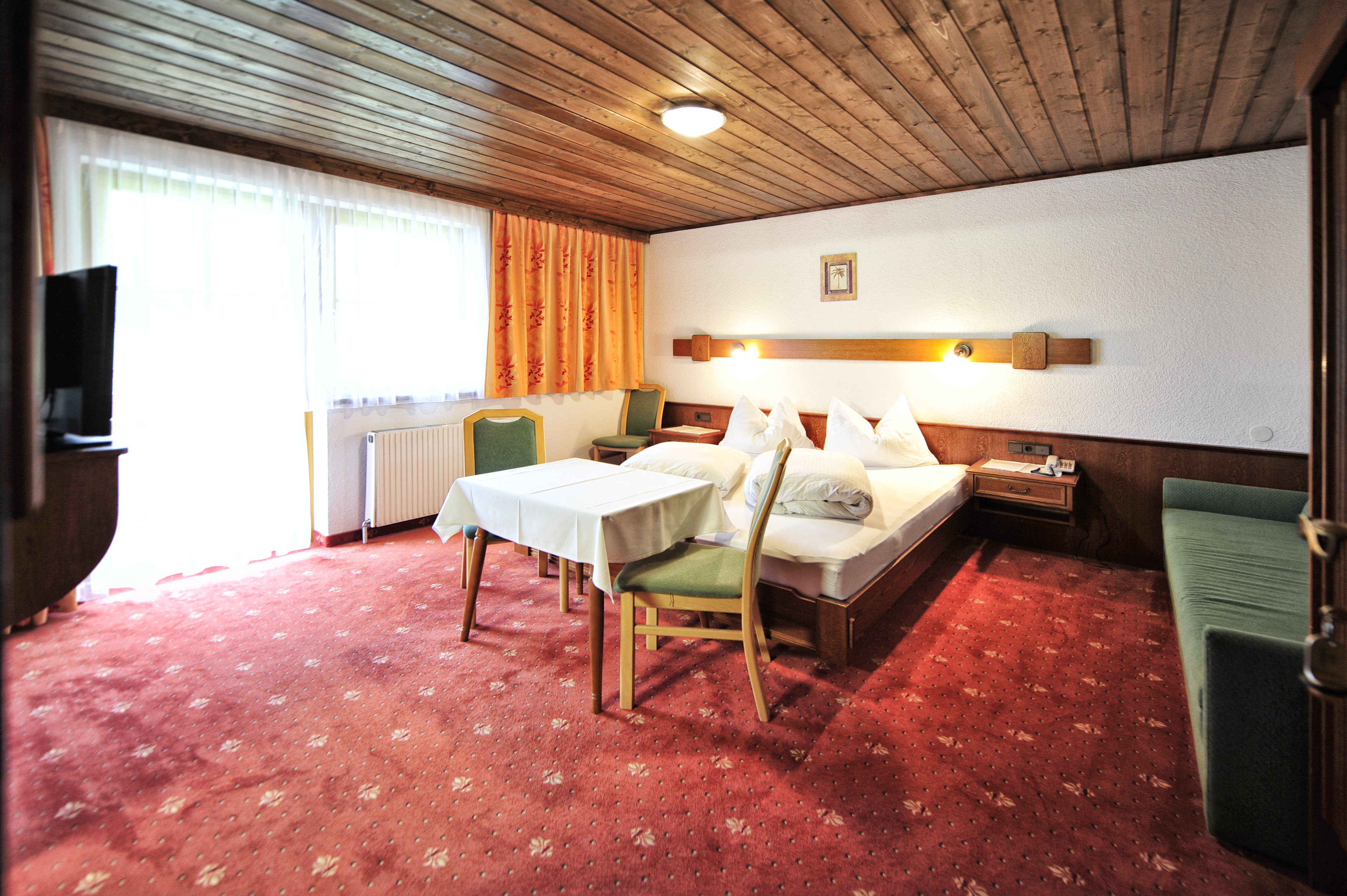 the Galtürerhof Zimmerkategorien Mehrbettzimmer Max 3 | 24-27m²
