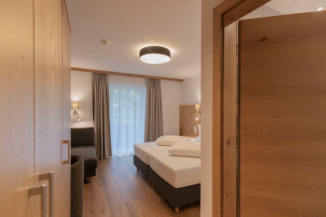 Wanderhotel: Doppelzimmer Fädnerspitze - Berghotel Rasis