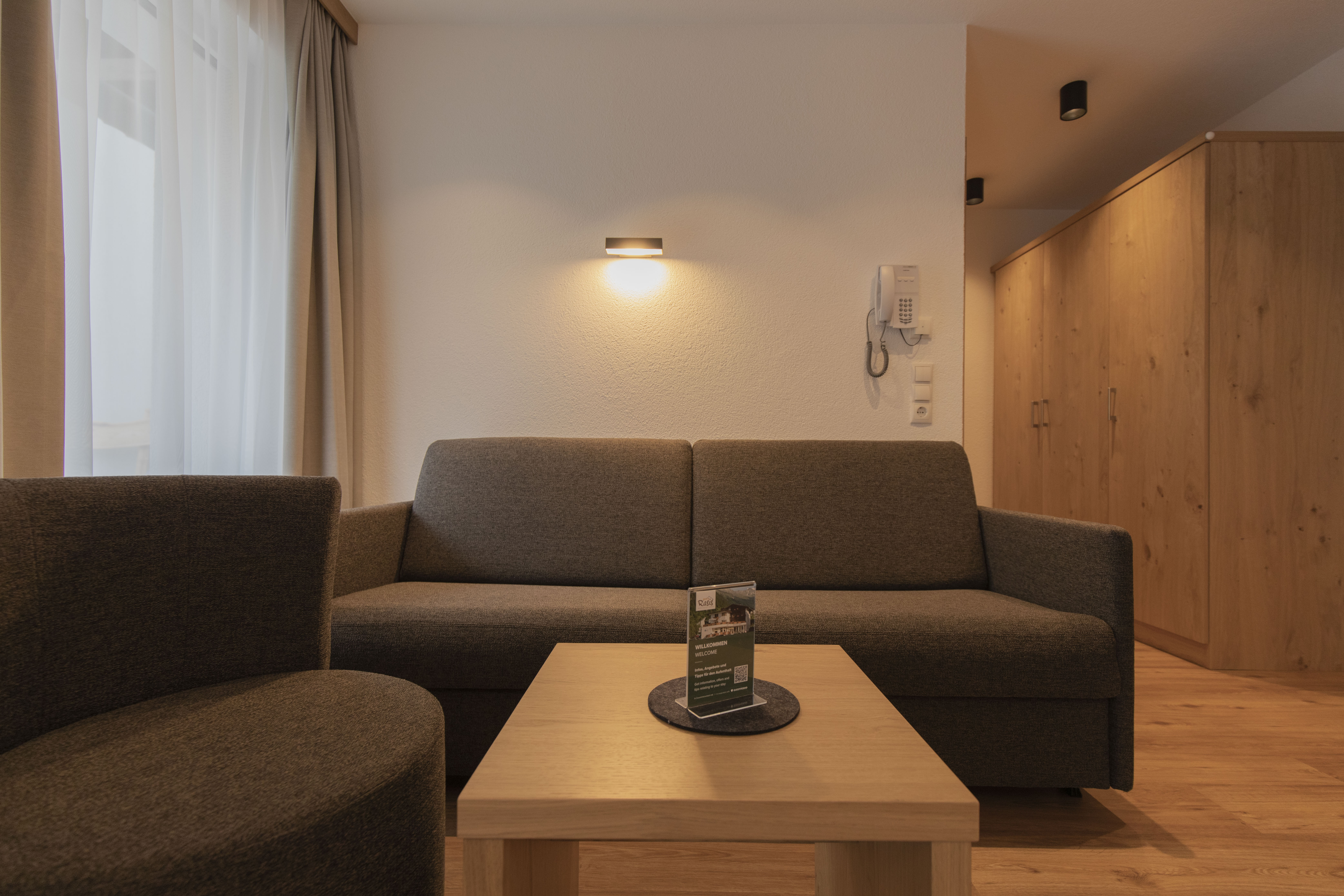 Wanderhotel: Doppelzimmer Silvretta - Berghotel Rasis