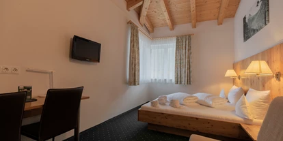 Wanderurlaub - Klassifizierung: 3 Sterne - Tirol - Doppelzimmer Ballunspitze - Berghotel Rasis