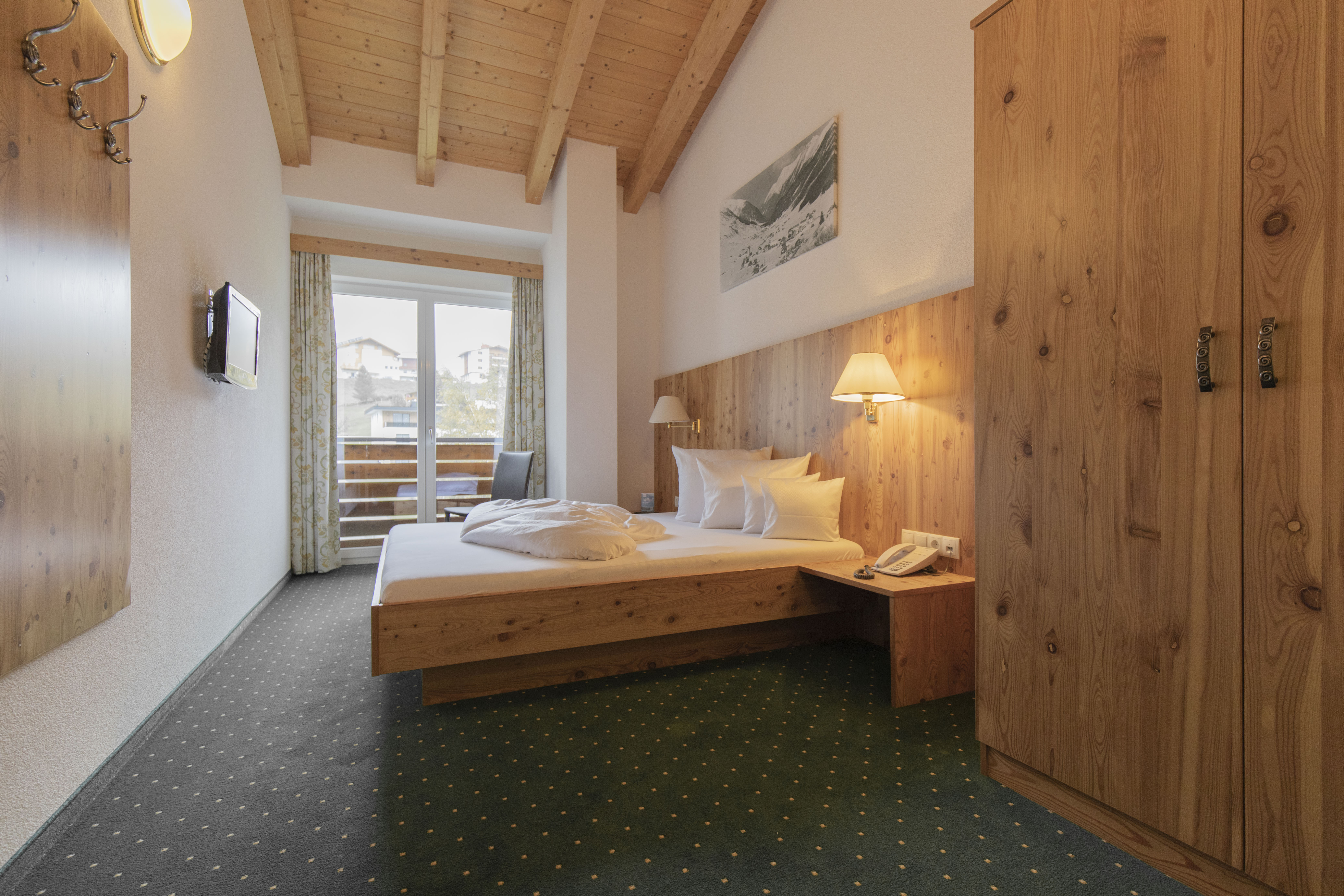 Wanderhotel: Apartment Fluchthorn - Berghotel Rasis