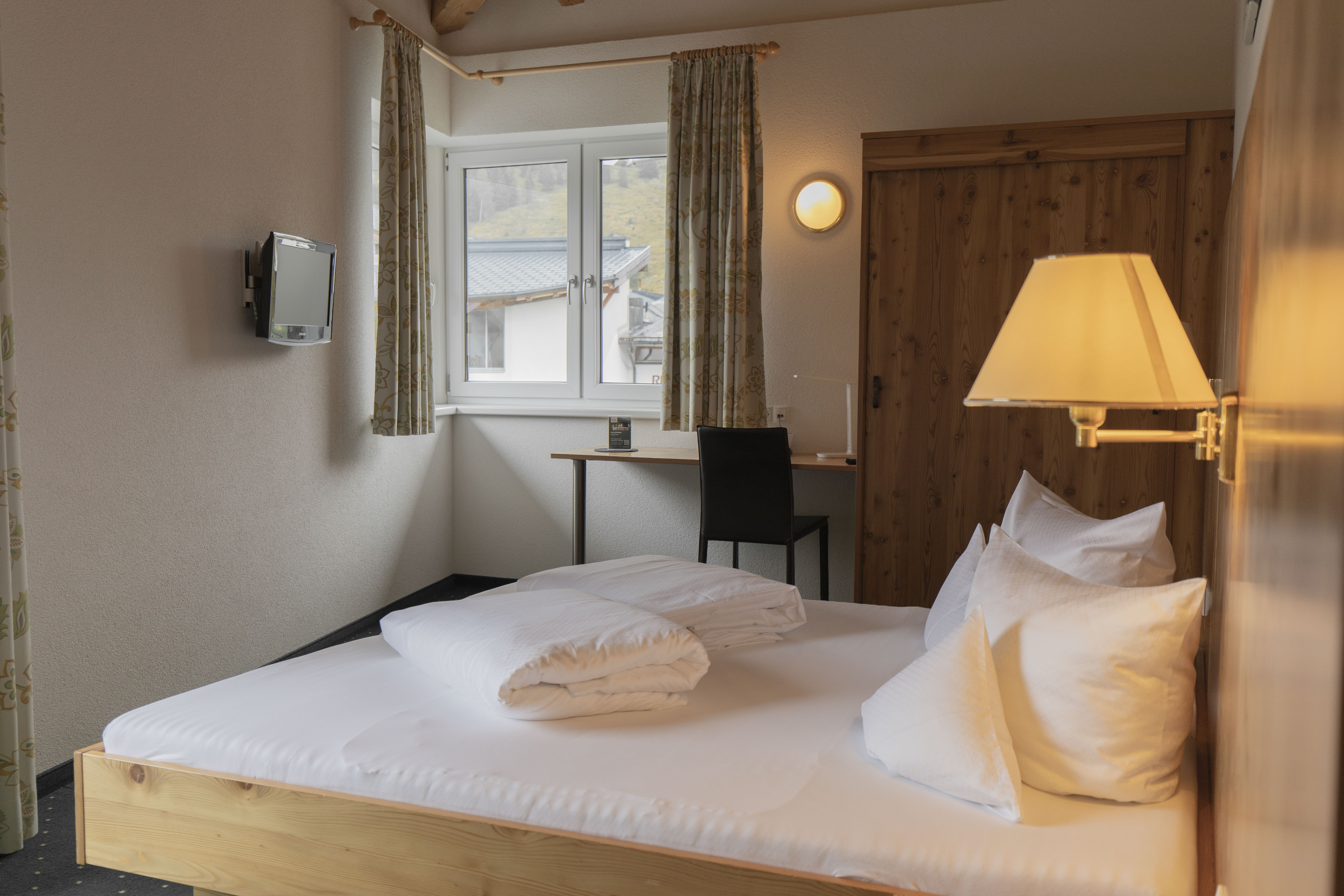 Wanderhotel: Apartment Fluchthorn - Berghotel Rasis