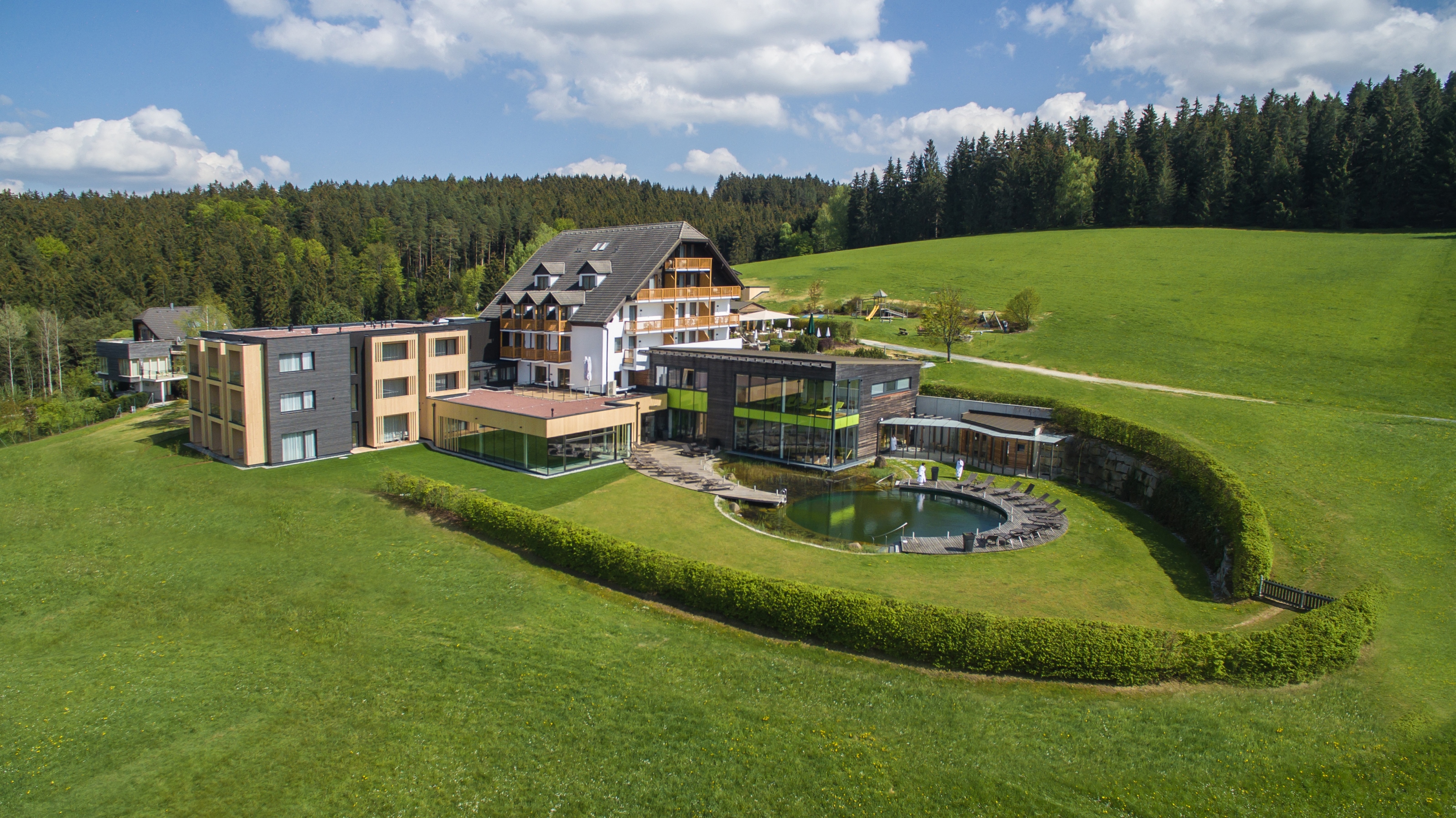 Wanderurlaub - Pools: Innenpool - Waldviertel - Hotel Schwarz Alm Zwettl