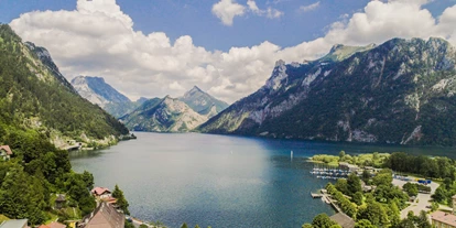 Wanderurlaub - Sonnenterrasse - Bad Aussee - Blick auf den Traunsee - Landhotel Post Ebensee