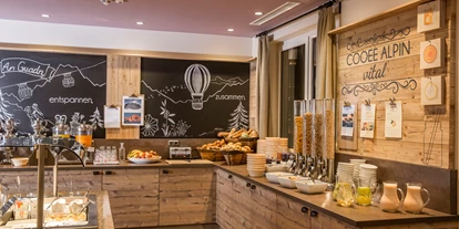 Wanderurlaub - Fahrstuhl - COOEE Alpin Hotel Dachstein